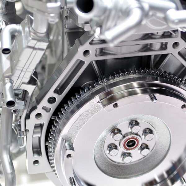 Koło zamachowe silnika – rodzaje, awarie, naprawa.