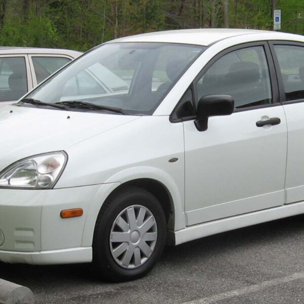 Suzuki Liana – opinie, cena, dane techniczne, wymiary, spalanie, osiągi