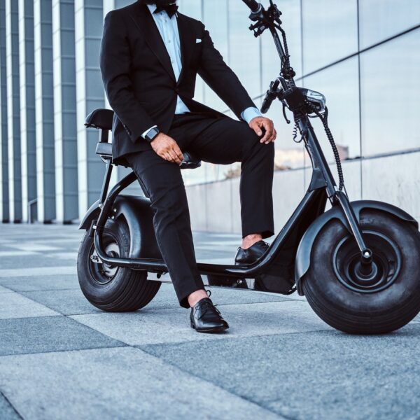 Elektryczne skutery – wprowadzenie, koszt eksploatacji, trendy