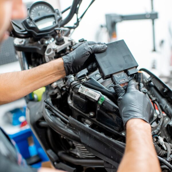 Elektryczne motocykle: przyszłość jednośladów na baterie.
