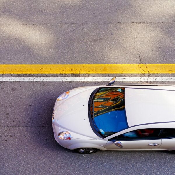 Wpływ ubezpieczeń komunikacyjnych na koszty eksploatacji pojazdu – jak wybrać najlepszą ofertę?