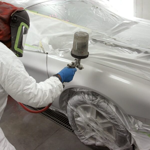 Moda na restomod: Odnawianie klasycznych samochodów z nowoczesnymi technologiami.