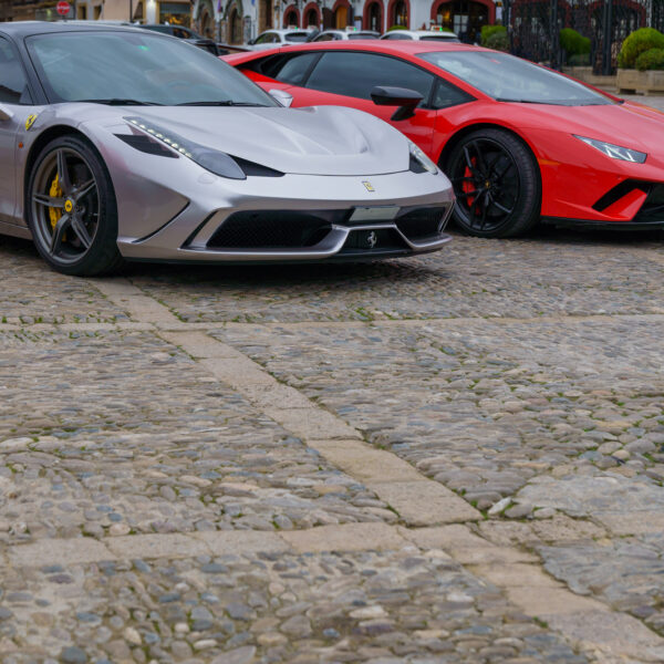 Trendy w kolorystyce samochodów na 2024 rok: co będzie modne na drogach?